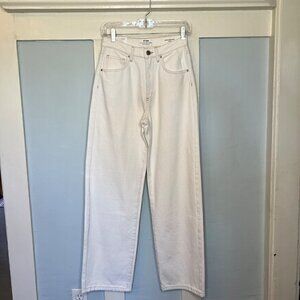 NWT Cotton On White Jeans 🤍  Loose Straight Sz 4